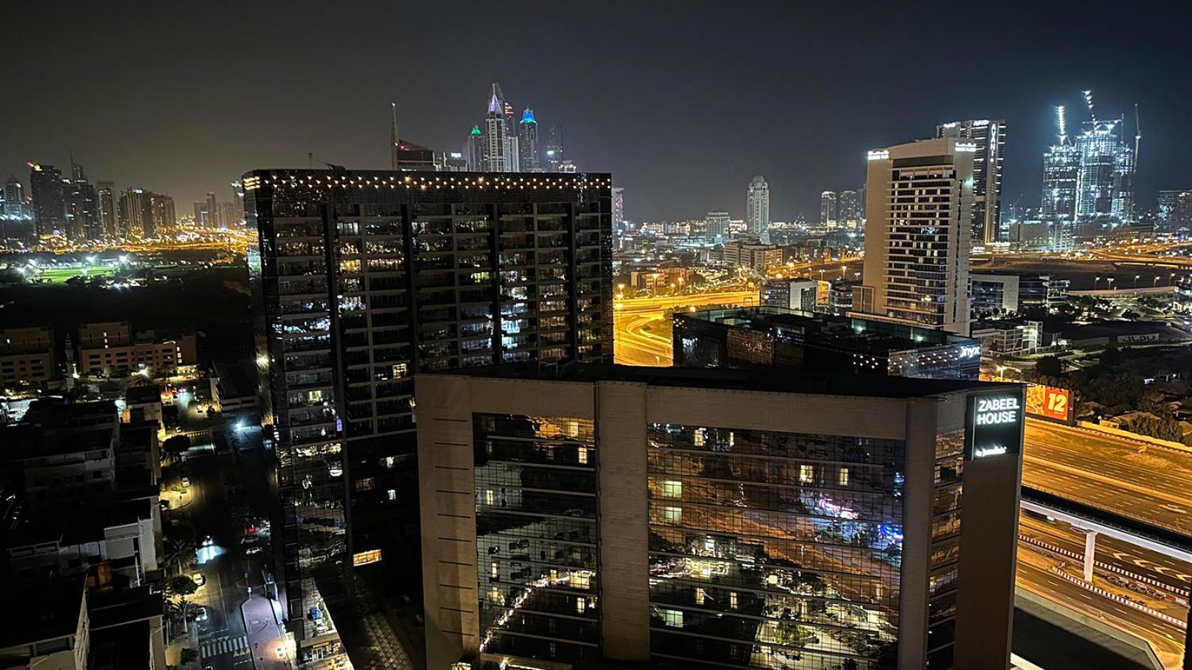 Nomad Partition Room In Barsha Heights 3 Mins To Icm Metro Dubai Exterior photo