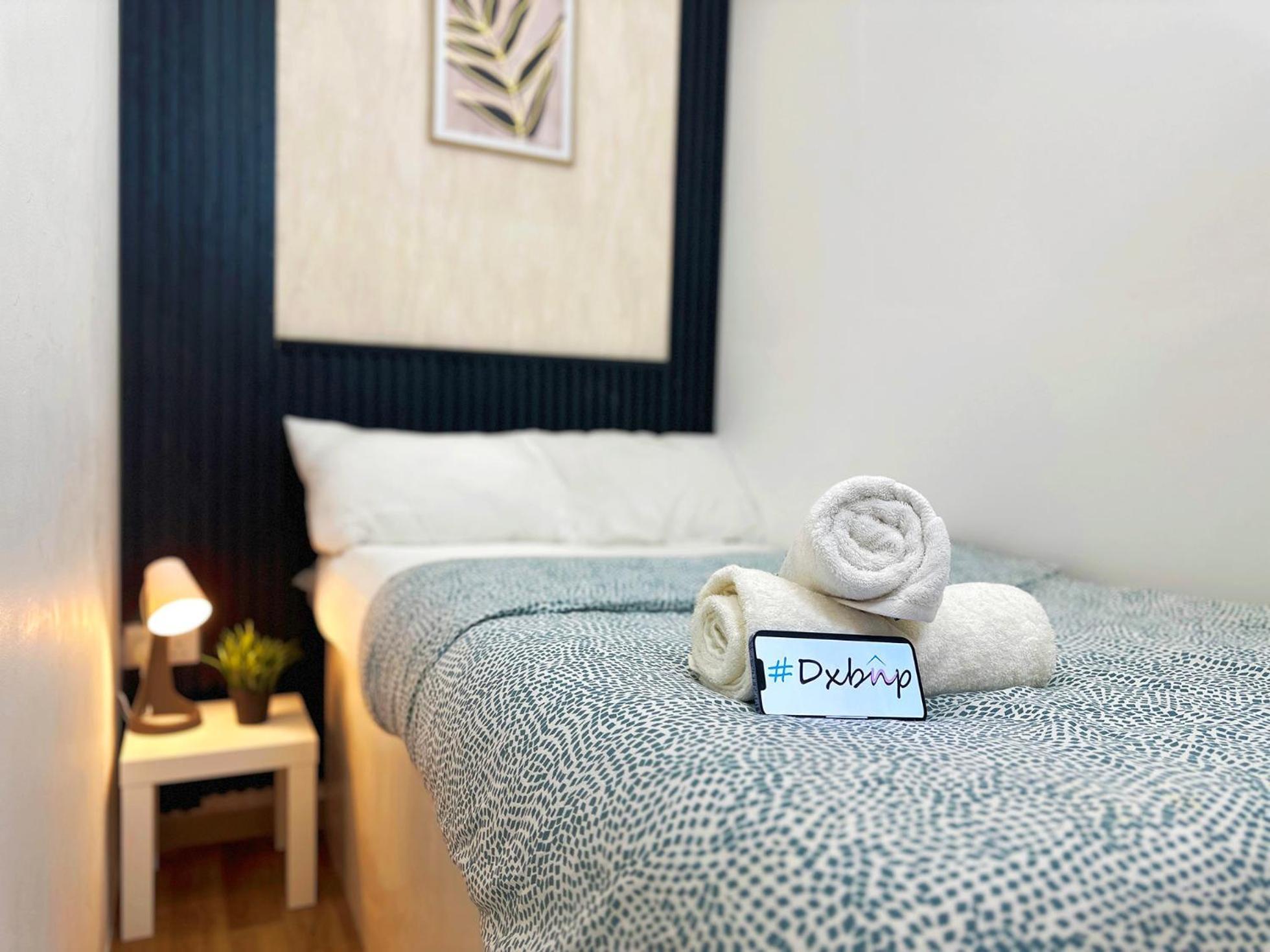 Nomad Partition Room In Barsha Heights 3 Mins To Icm Metro Dubai Exterior photo