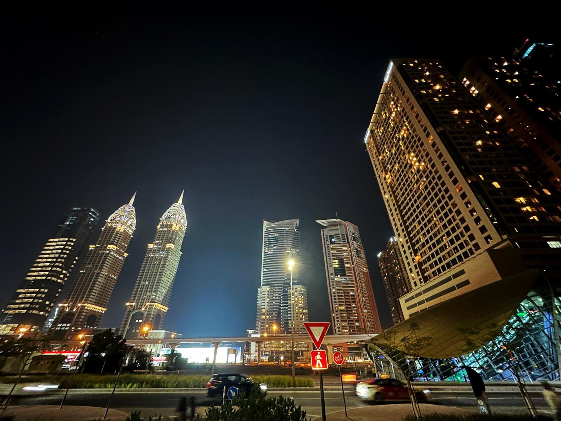 Nomad Partition Room In Barsha Heights 3 Mins To Icm Metro Dubai Exterior photo