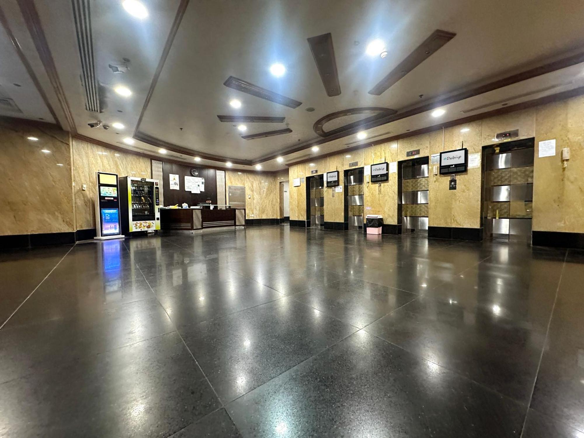 Nomad Partition Room In Barsha Heights 3 Mins To Icm Metro Dubai Exterior photo