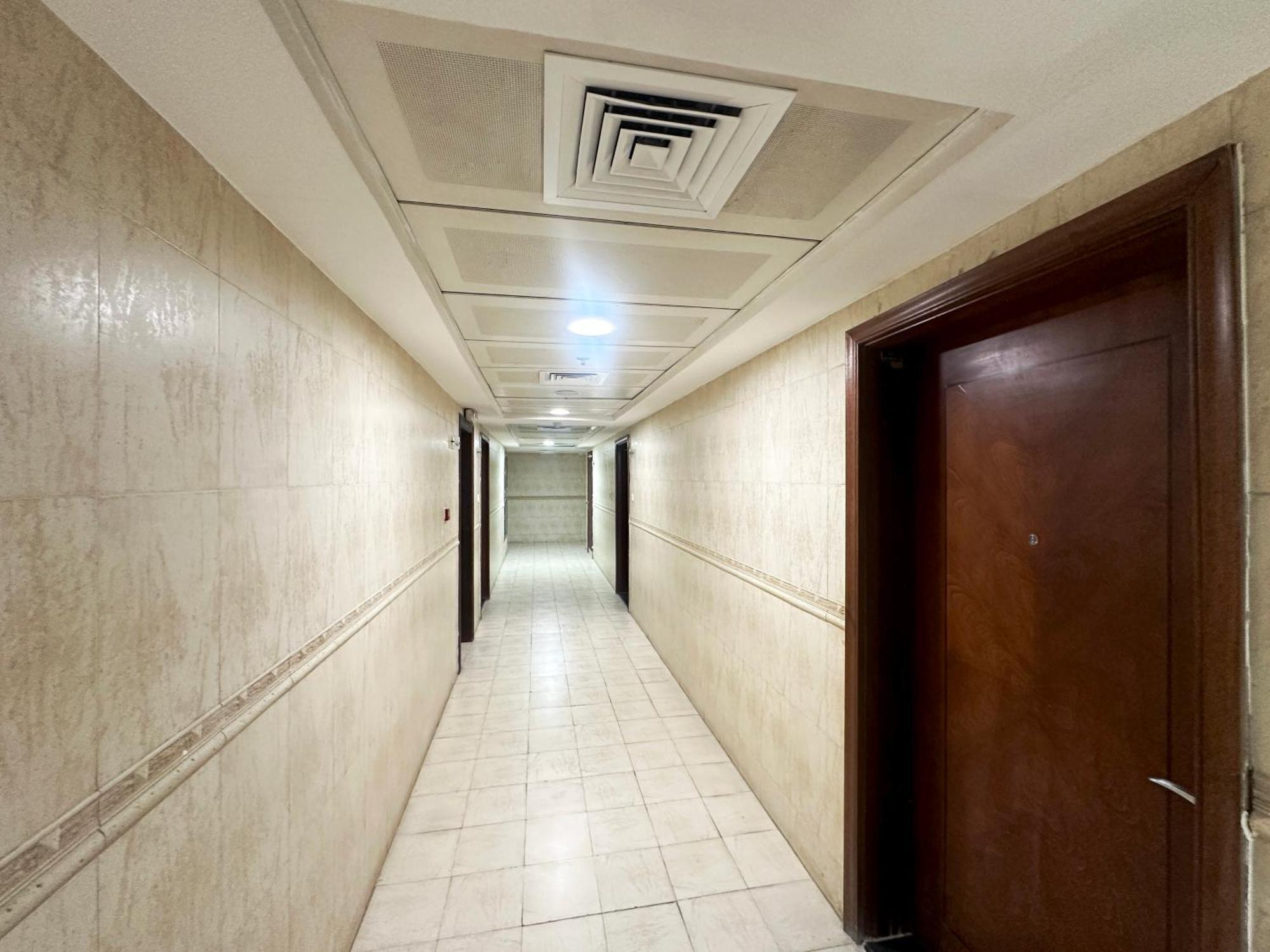 Nomad Partition Room In Barsha Heights 3 Mins To Icm Metro Dubai Exterior photo